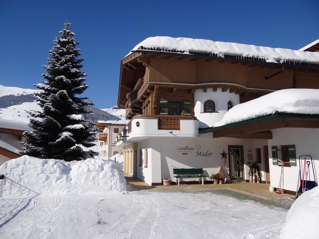 Landhaus Erlzette Appartement Tux Buitenkant foto