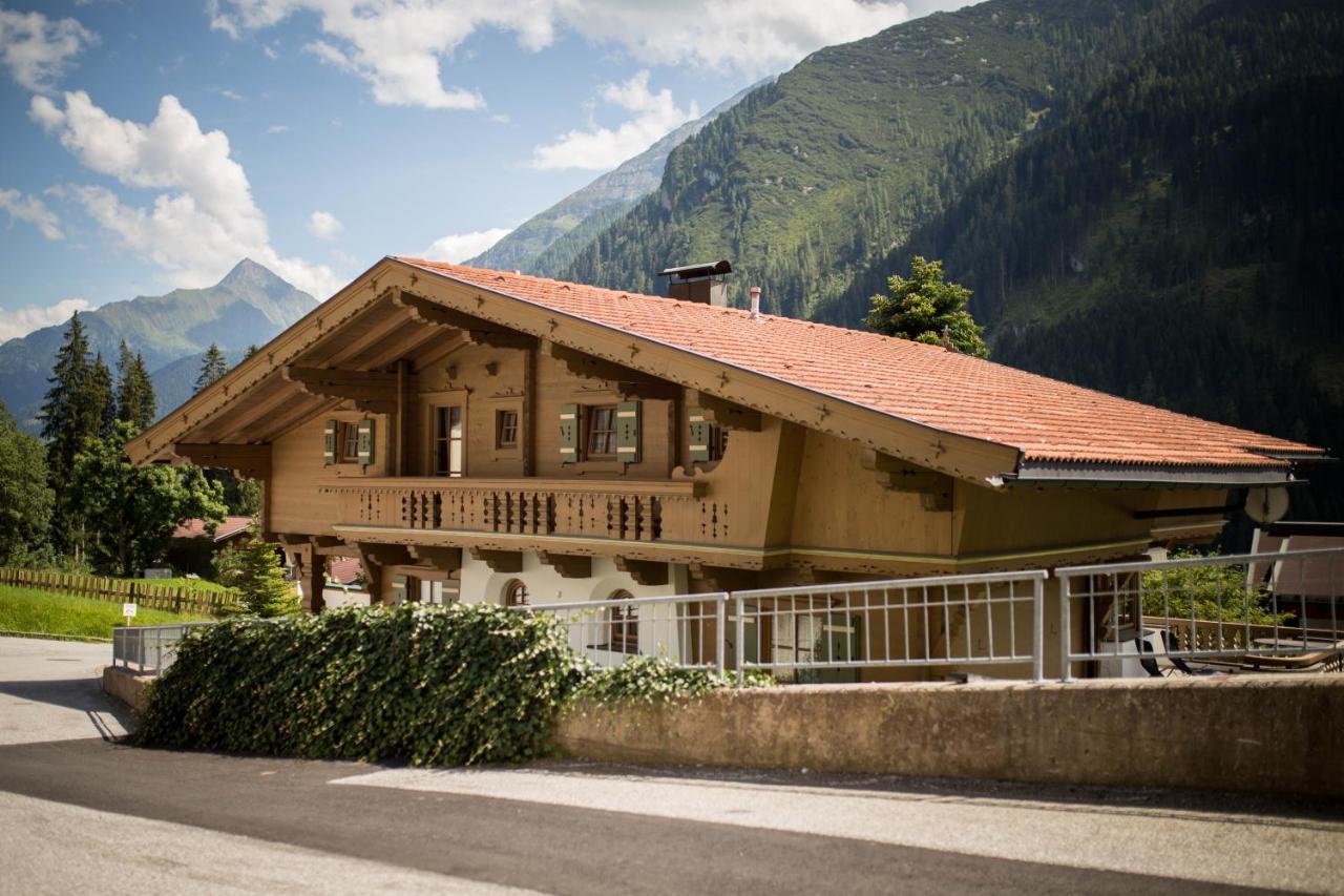 Landhaus Erlzette Appartement Tux Buitenkant foto